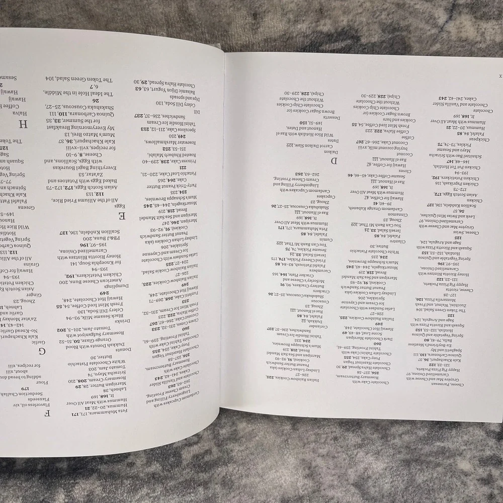 Molly‎ Yeh Molly on the Range Cookbook Hardcover Recipes Stories My Name is Yeh